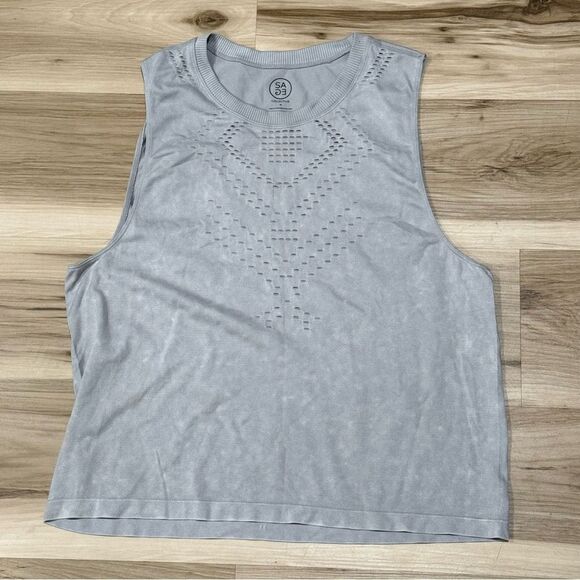 Sage Collective Grey Cutout Athletic Tank Top Women’s Medium - Picture 3 of 3